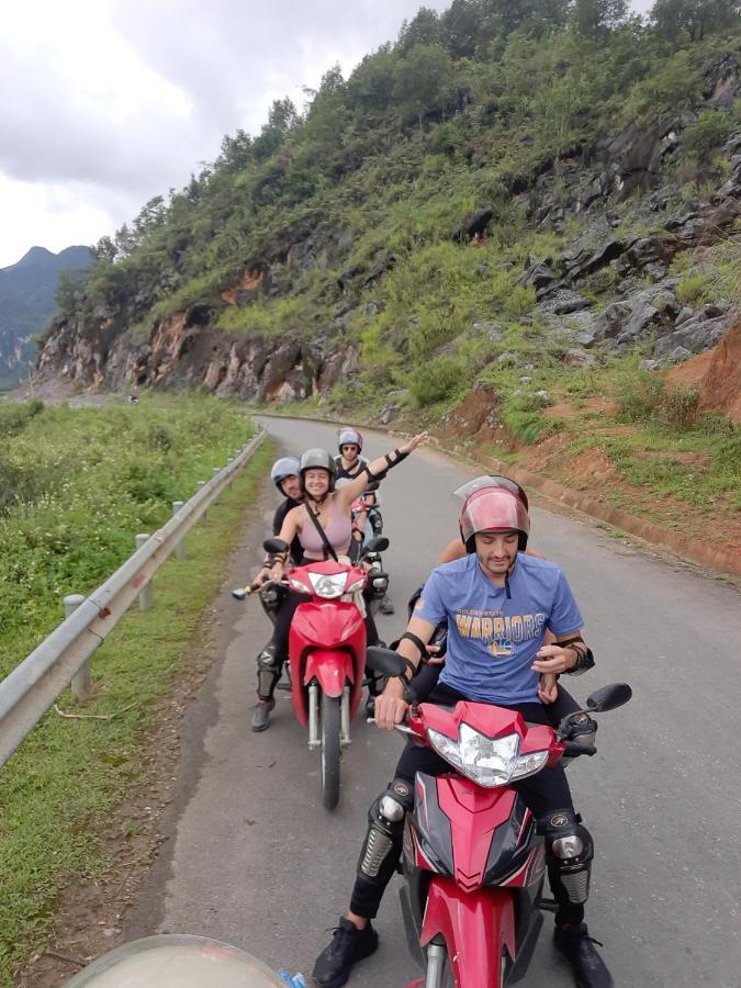 Hg Hostel Provide Tours & Motorbikes Хазянг Екстер'єр фото